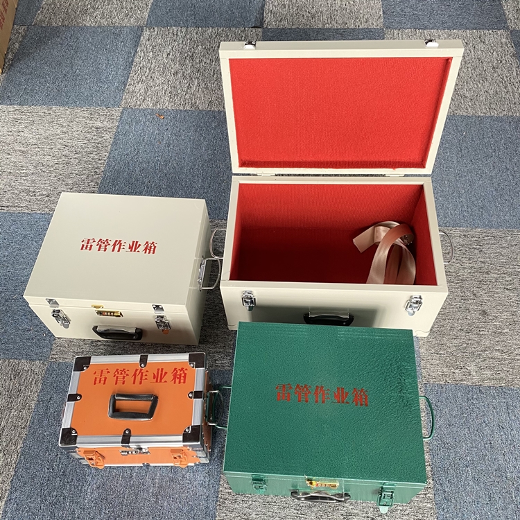 互助爆破工程作业箱如何选择？玻璃钢与传统材质的全面对比